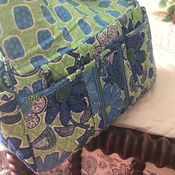 Vera Bradley (very gently used) diaper bag with changing pad. - Picture 5 of 7